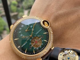 首发新款热卖爆款高清实拍 完美呈现 卡地亚最新设计两地时新品 精品男士腕表