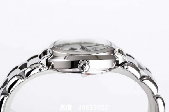 高品质千呼万唤正品开模台湾厂新作仿真度性价比最高的浪琴心月系列L8.115.4.87.6月相腕表
