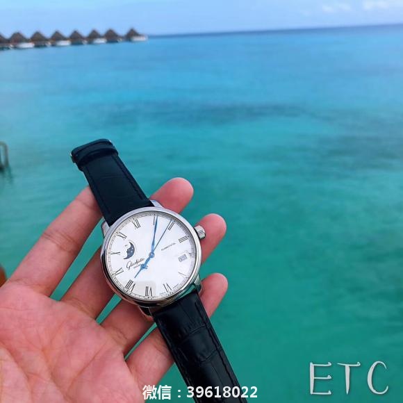 马尔代夫旅拍图 【ETC出品】 格拉苏蒂原创议员大日历月相腕表