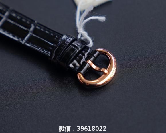 JH台湾厂出品实拍 萧邦快乐钻系列     椭圆型机械6T28新款️重磅牛货❗️❗️快乐钻（HAPPY DIAMONDS）作为萧邦最热门最畅销的系列一直以细腻的手法诠释萧邦标志性灵动钻石的概念