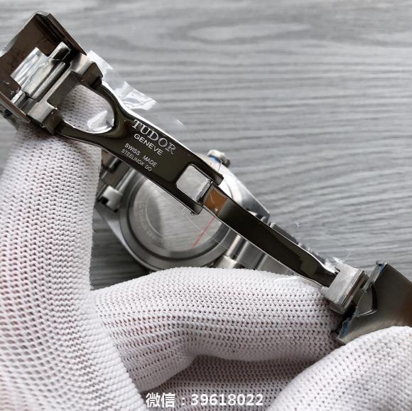 原单品质  帝陀 TUDOR 碧湾系列M79230B-0008  （精品推荐 T8 高贵风格）豪气奔发类型 精品男士腕表