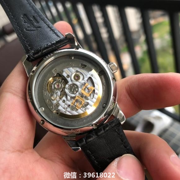 年最新款 格拉苏蒂原创专为中国打造五款42毫米表壳的限量版议员卓越系列腕表