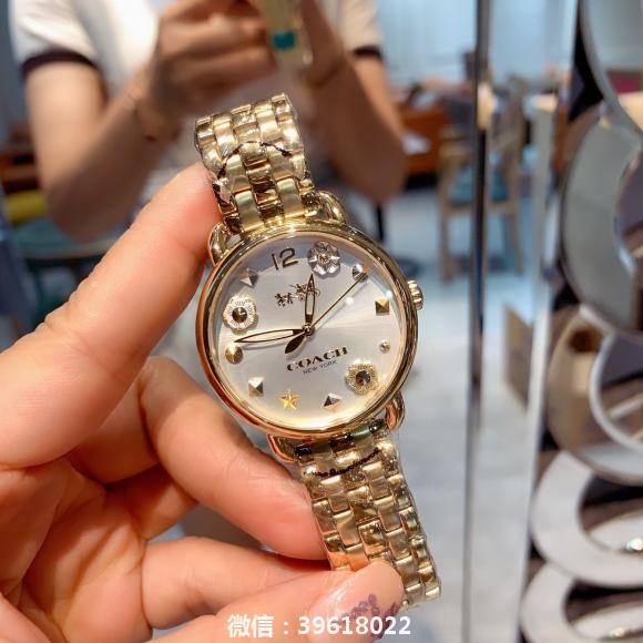 蔻池纽约轻奢时尚品牌-这款手表最大的特色就是字面设计