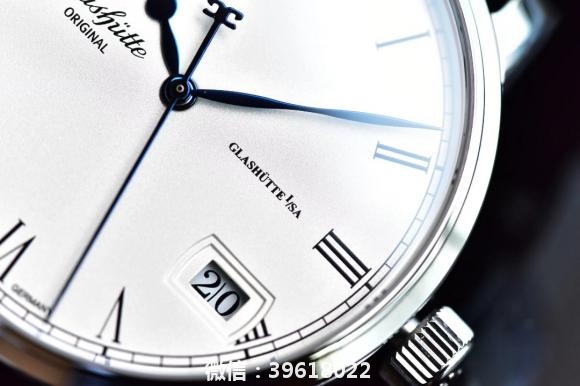 ✨【GF出品】市场唯一一家使用正品开模的/格拉苏蒂原创议员大日历月相腕表