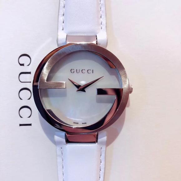 “古驰双G”Gucci意大利殿堂级时尚品牌-这款手表最大的特色就是表壳设计