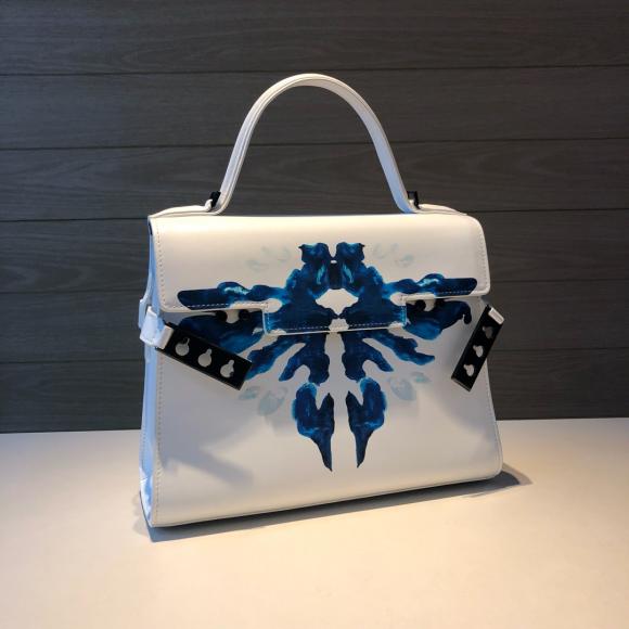 8cm16现货✅新款tempete白色彩印蝴蝶结合了精湛传统工艺与创新工艺的Tempête MM Papillon
