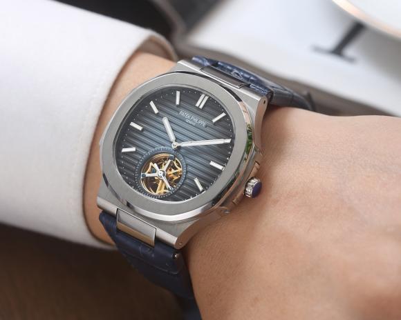 最新“鹦鹉螺”新品上市️️ 百达菲丽精品推荐大飞轮 精品男士腕表