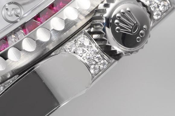 VR超级新品 GMT格林尼治II奢华的另一个新高度 完美复刻还原劳力 士格林尼治型II的密镶钻款——116759系列腕表