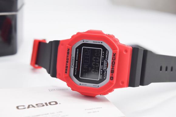 CASIO卡西欧gshock手表方块运动男女电子�
51a0
��DW-5600BB-1 5600BBN