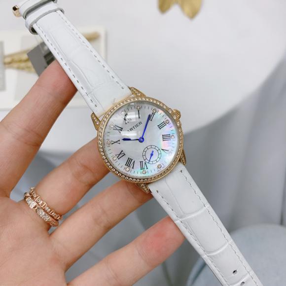 魅力璀璨   白钻 玫钻最新上手图卡地亚(Cartier)最新推出的高级珠宝系列腕表