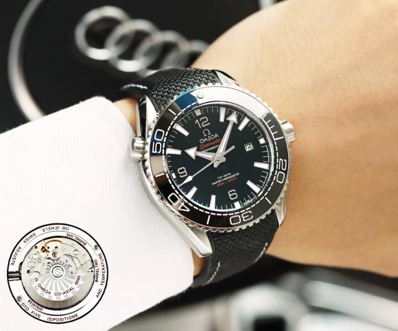 DT.品牌:   欧米茄-OMEGA款式 海马宇宙海洋系列复刻一比一男士机械腕表