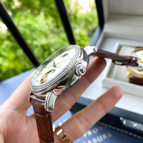 卡地亚—Cartier男士腕表