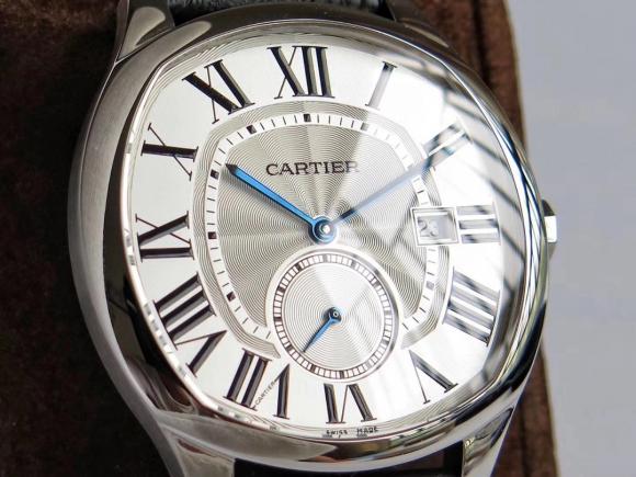 到货GS新品隆重上市【无与伦比 刚正典雅】GS新品——卡地亚Drive de Cartier系列腕表