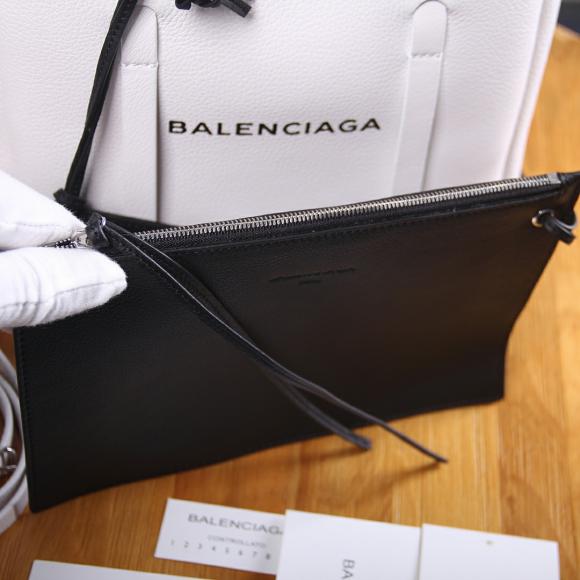 Balenciaga购物袋简介 货950