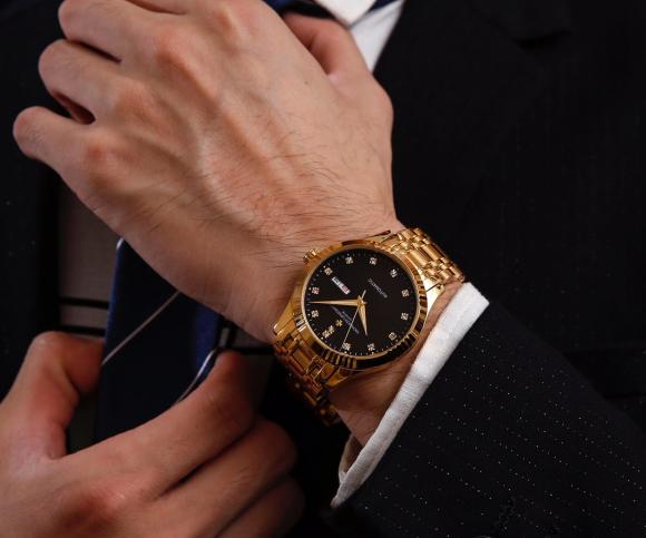 江诗丹顿VACHERRON CONSTANTIN 最新独家作品迎接双12类型 精致款男士腕表