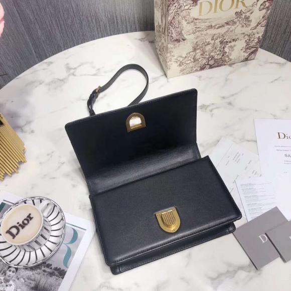 Dior 新品出货 专柜最新拼色 原单品质翻盖式链条包