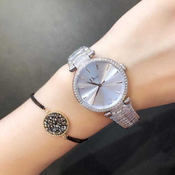 枚 钻石➕30新款⚡⚡迪奥Dior 女士腕表