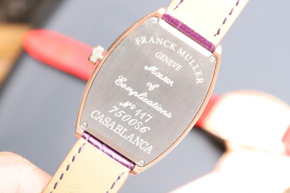 FM法兰克穆勒 FranckMuller  市面最薄的FM酒桶型 表盘尺寸 长37mm 宽30mm 厚度9mm  专门为女性设计的一款腕表