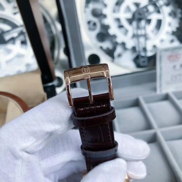 帕玛强尼PARMIGIANI——方恒系列『始于芯-示于形』正装男士机械腕表