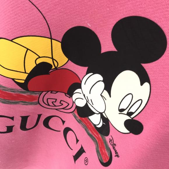Gu 2020 早春新款 鼠年限定 米奇老鼠 圆领卫衣原版面料 原版开模 上身超级无敌好看 细节完美 杏橘粉蓝四色 SMLXLXXL5⃣️码