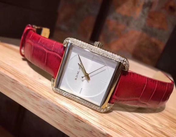 MICHAEL KORS 套装 手表➕手镯官网新款 MK-2623黄金壳红色皮带女表
