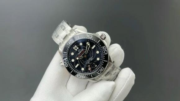 【VS Factory最新力作】市场最高版本 最高复刻 VS欧.米茄OMEGA海马300M 黑色字面金针腕表