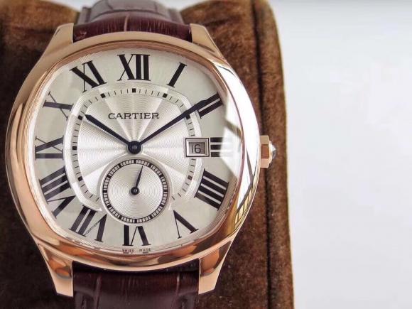 GS新品隆重上市【无与伦比 刚正典雅】GS新品——卡地亚Drive de Cartier系列腕表