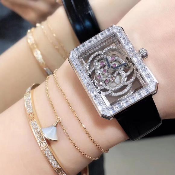方钻0 鳄鱼皮➕200实拍 新品预售 香奈儿Première代表了香奈儿最原始的腕表