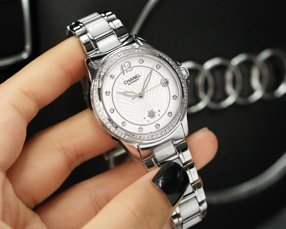 香奈儿－CHANEL款式 新款女装机械腕表