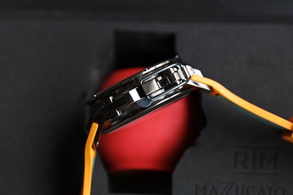 原装意大利品牌魔舵MAZZUCATO绝不乏味RIM系列腕表