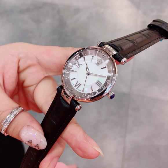 范思哲Versace 最新款真皮腕表