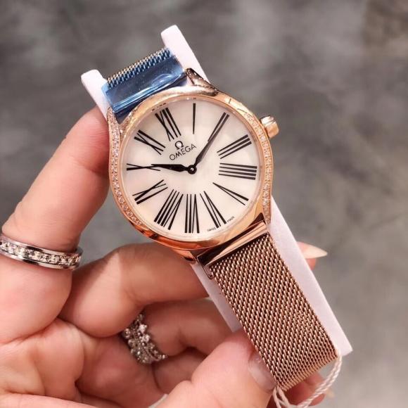 欧米茄2018年最新款 台湾厂打造的高版本 蝶飞名典女士石英腕表