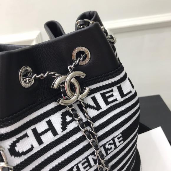 新品 Chanel 针织水桶包 容量大 很百搭 3个非常好看的颜色可选 尺寸22x21x17