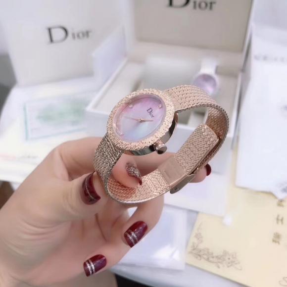 Dior-迪奥 ️新款女表以唯美时尚和精湛品质,成就心之所属 饱满圆润的腕表
