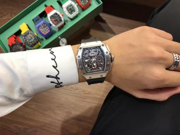 理查德米勒-RICHARD MILLE RM11-03全新工艺时尚更前卫镂空设计最新特别款 精品男士腕表