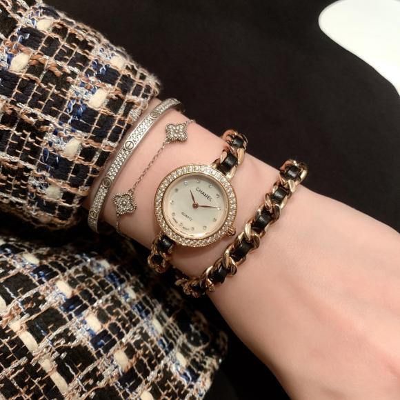 香奈儿-CHANEL手链手表 中古款手表 链条上绕的皮都是有纹路的