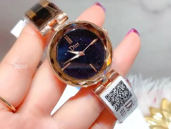 迪C.Dior时装女款腕表