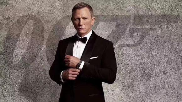 V3版本 007最新 no time to die❗无暇赴死升级钛金属表壳 升级最新带孔折叠扣款米兰链更轻❗更完美❗更舒适❗送专用nato布带