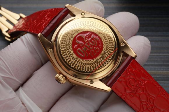 5周年纪念中国红2020年度新品——欧米茄-OMEGA‼️名典系列全新男士腕表