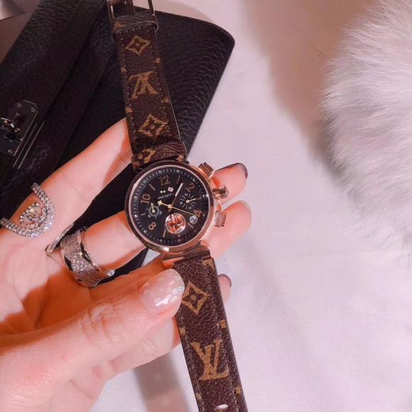新色Louis Vuitton LV  路易威登 时尚女士石英腕表