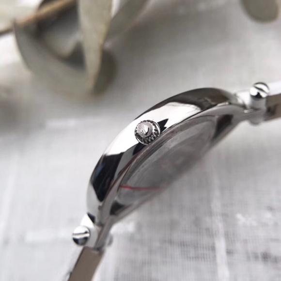 施华洛世奇（Swarovski Stella系列）又一新出经典力作 椭圆形镂空设计 圈口镶钻设计独具匠心 皮带4⃣️可选