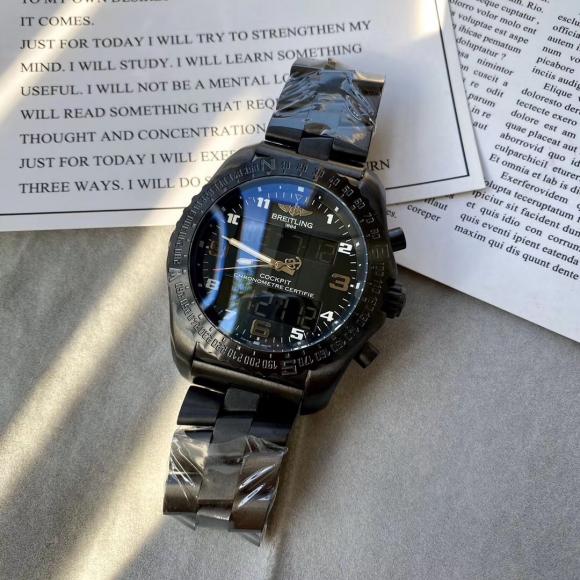 百年灵（英文名 Breitling） 驾驶舱计时腕表