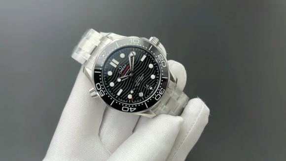 【VS Factory最新力作】市场最高版本 最高复刻 VS欧.米茄OMEGA海马300M 黑色纹路字面腕表