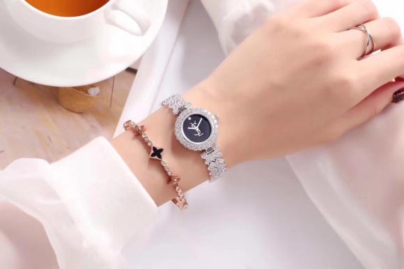 YSL】圣罗兰  国际著名品牌  圣罗兰是女士们人气最高的品牌  圣罗兰女士时尚腕表