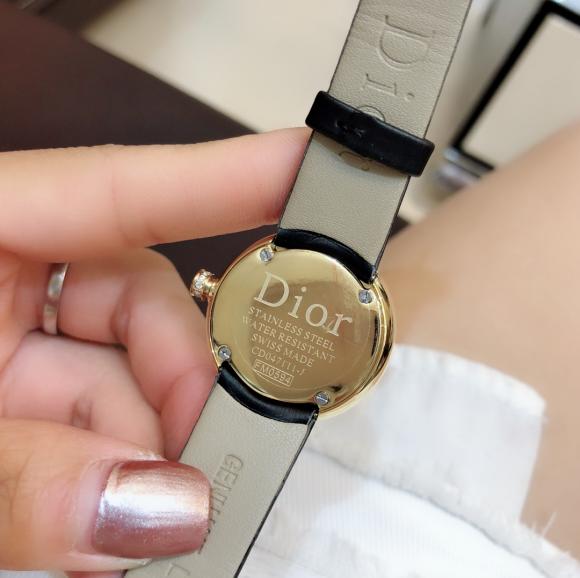 019最新La Mini D de Dior腕表