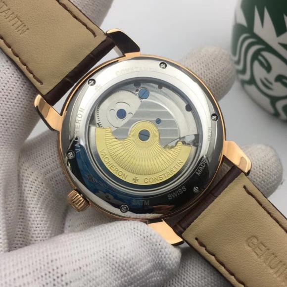 2019最新款 江诗丹顿在钟表与奇迹展上推出了漂亮的雕花复古表款