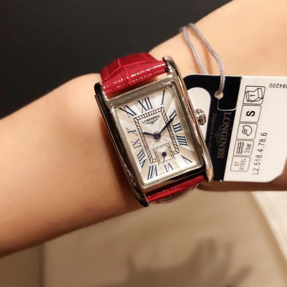 原装一比一浪琴超好看的小红表浪琴-Longines戴卓维纳系列 精致两针半女士腕表