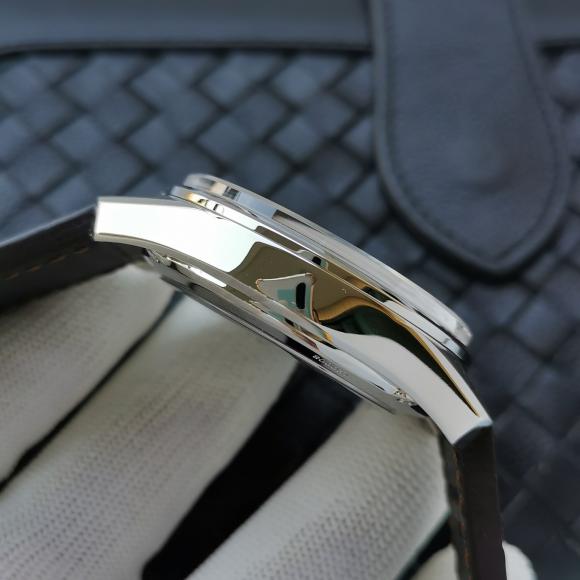 市面上罕见的款式 能清晰见齿轮 动能显示 高端镂空手动机械计时腕表