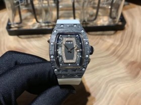 理查德米勒 Richard Mille RM037碳纤系列 女士手表搭载原装进口自动机械机芯