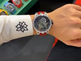 Roger Dubuis罗杰杜彼(豪爵)Excalibur46系列,全镂空陀飞轮腕表